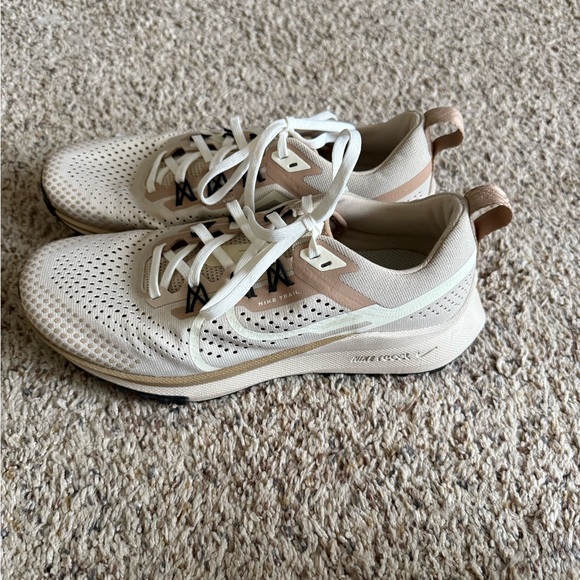 Nike react Pegasus trail running shoe - brand new - Picture 5 of 7